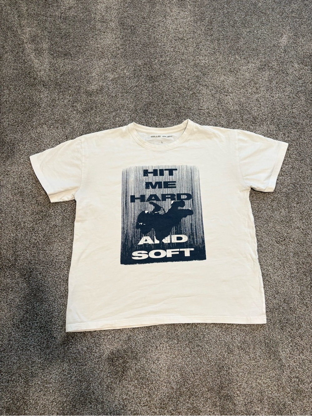 Billie Eilish Hit Me Hard and Soft Graphic T-Shirt White Size L